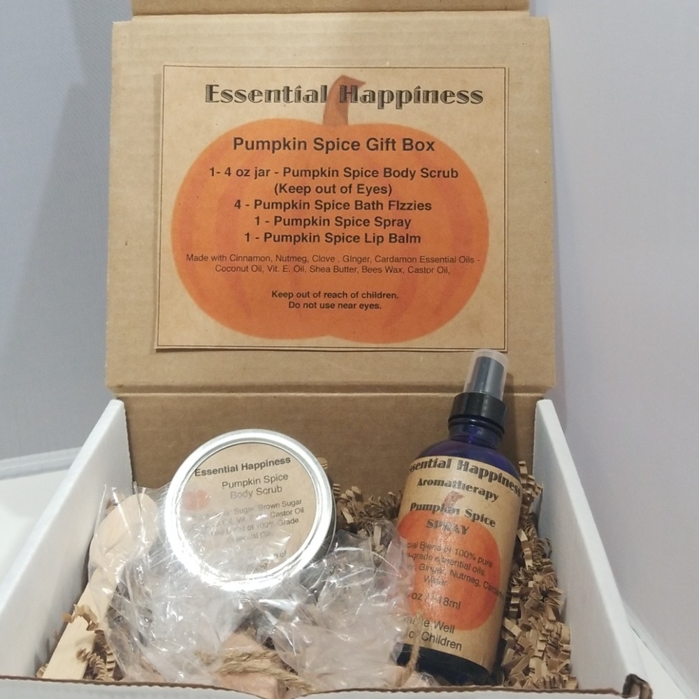 Essential Happiness Pumpkin Spice Gift Box